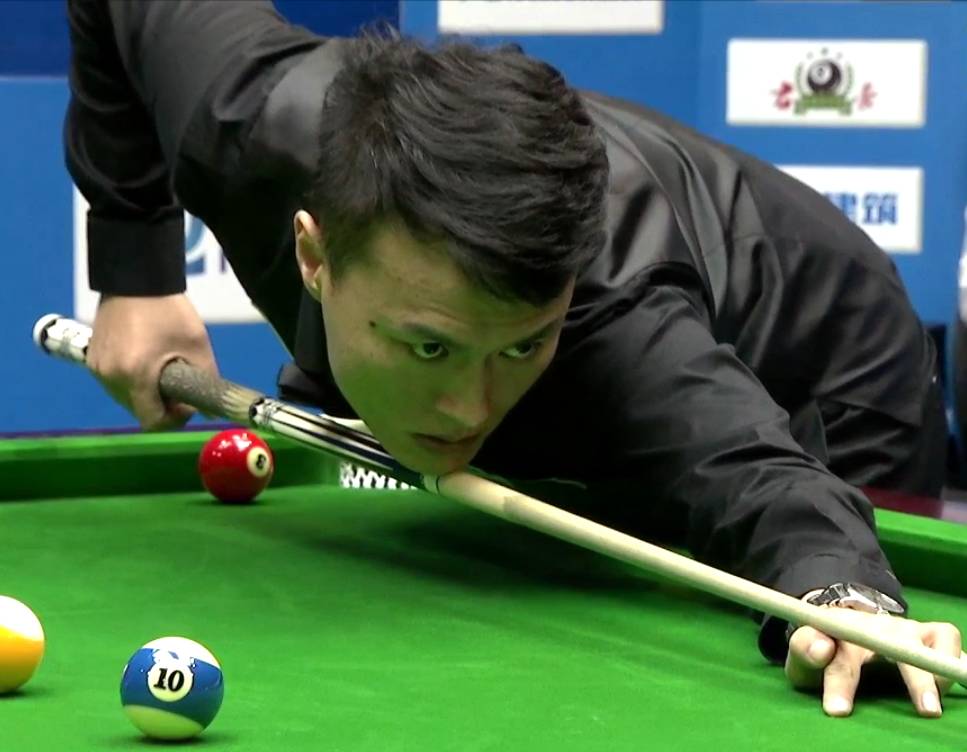 对手防线的 对手防线的